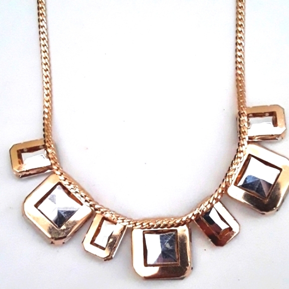 GOLDTONE WITH YELLOW CRYSTAL NECKLACE - Picture 8 of 8